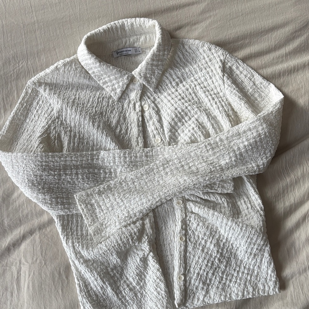 White Ruched Textured Button-Up Shirt - Picture 5 of 5